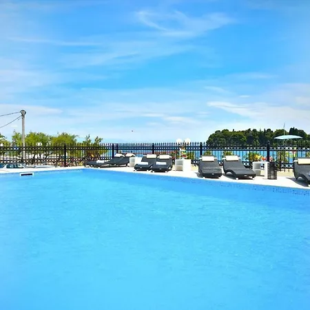 Dalmatia In Preko, Island Ugljan, With Swimmingpool *