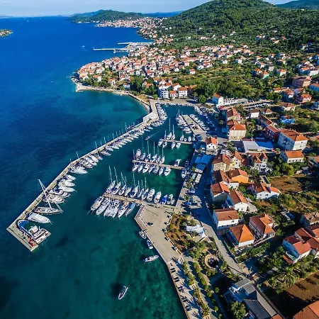 Dalmatia In Preko, Island Ugljan, With Swimmingpool * Preko