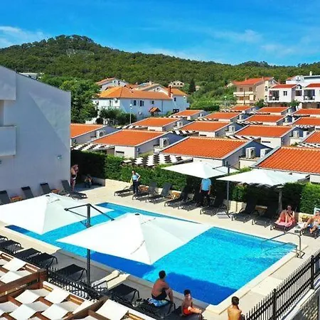 Apartman Dalmatia In Preko, Island Ugljan, With Swimmingpool *