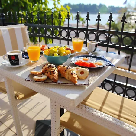 Dalmatia In Preko, Island Ugljan, With Swimmingpool Apartman Preko