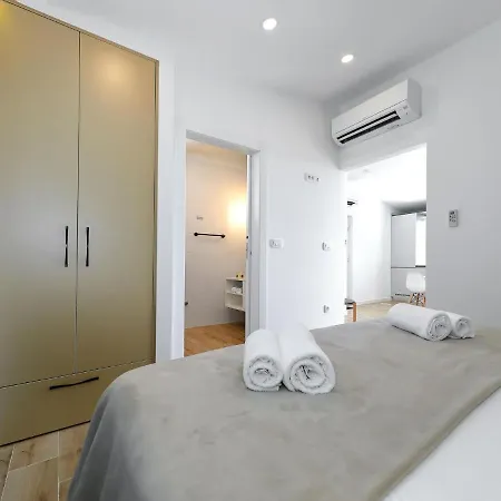 Apartment In Preko Near Sea Beach