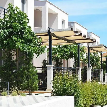 Dalmatia In Preko, Island Ugljan, With Swimmingpool Appartement