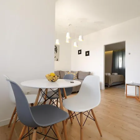 Apartment In Preko Near Sea Beach Appartement *
